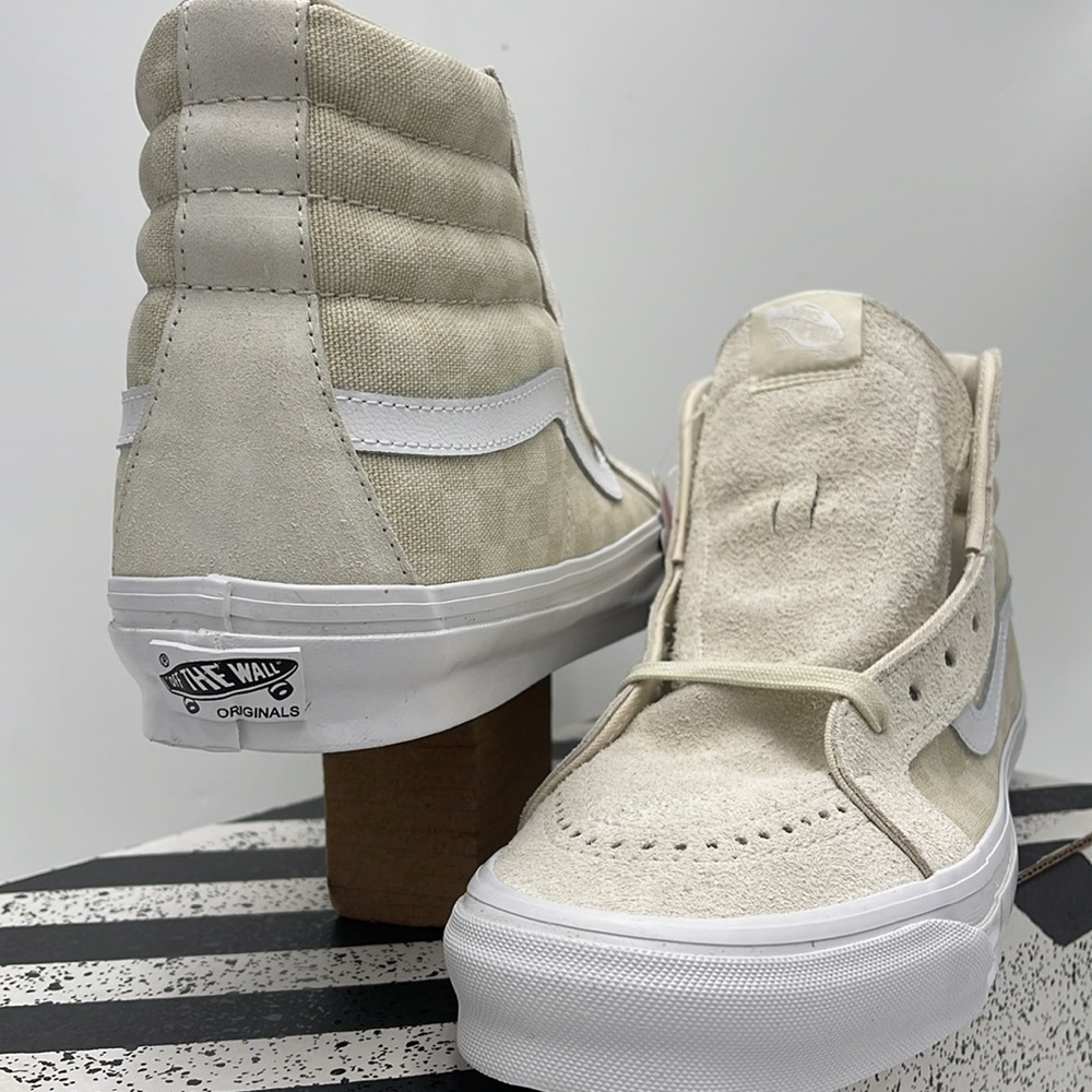 Vans Men’s 0g Sk8-Hi Lx Vault Checkerboard Vintag
VN0A4BVB0VW 
Sneakers - Picture 8 of 16